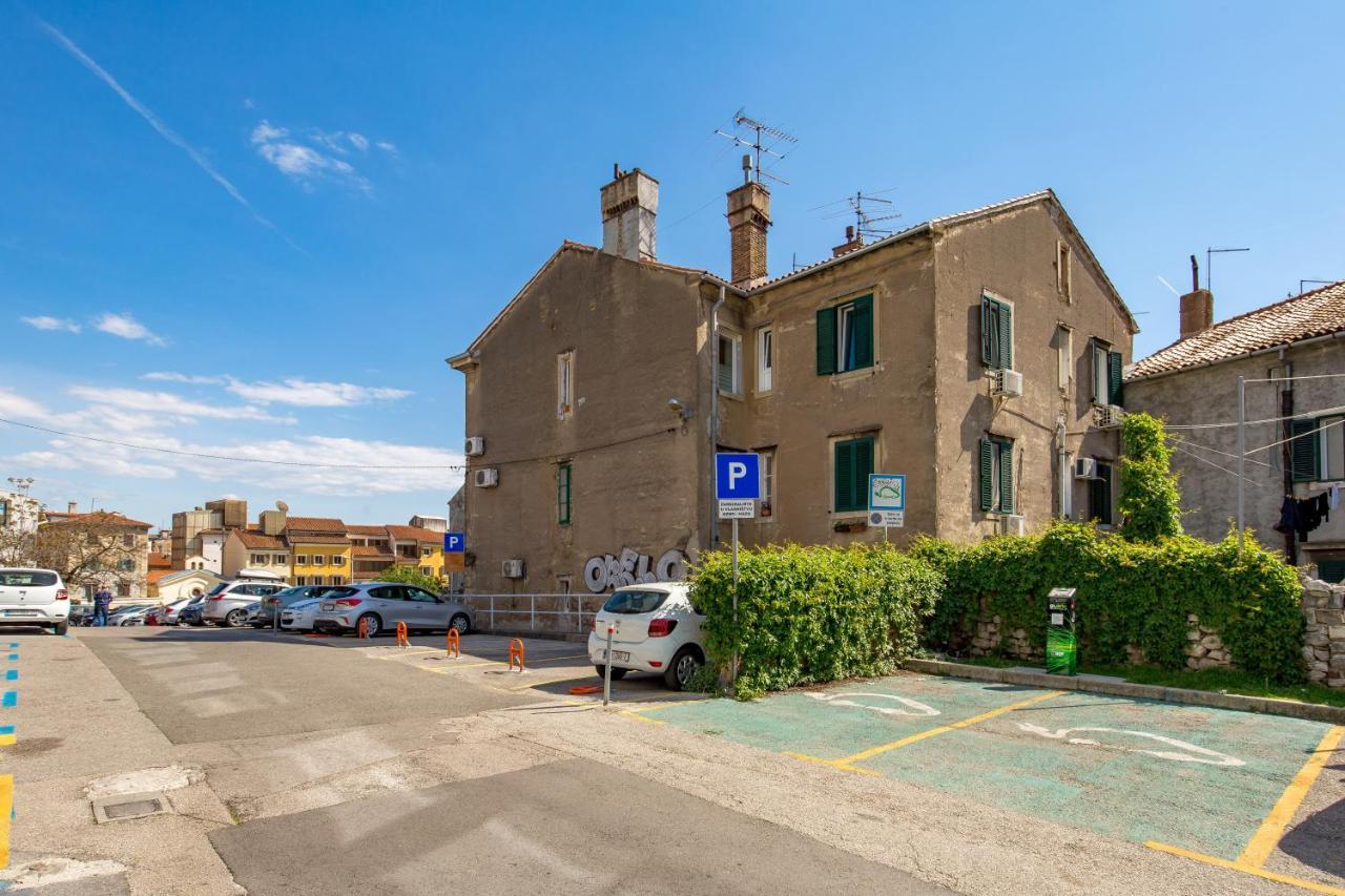 Rijeka Old Town Apartment 외부 사진